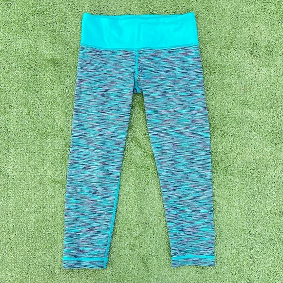 Lululemon Space Dye Crop Leggings size 4 Preowned activewear - Picture 2 of 5